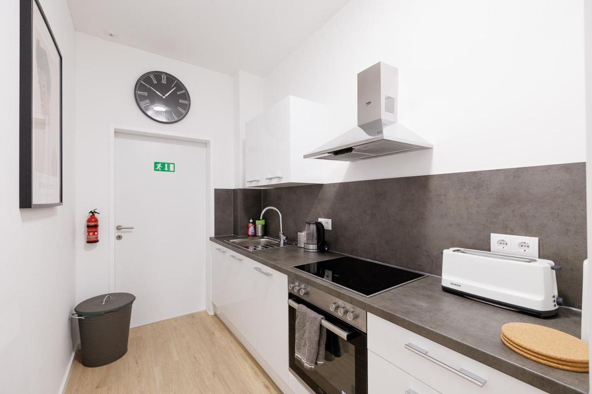 Central City Style Rooms By Home2 Wina Bagian luar foto