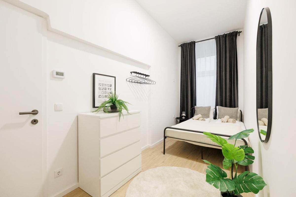 Central City Style Rooms By Home2 Wina Bagian luar foto
