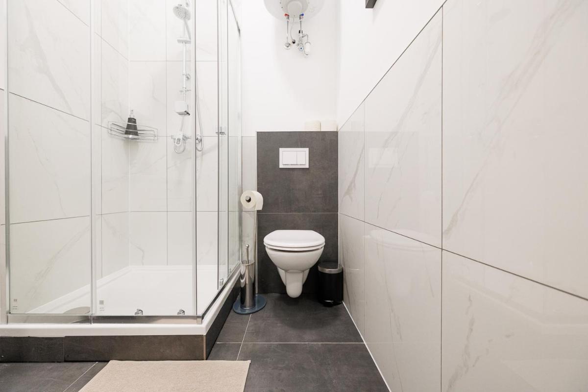 Central City Style Rooms By Home2 Wina Bagian luar foto
