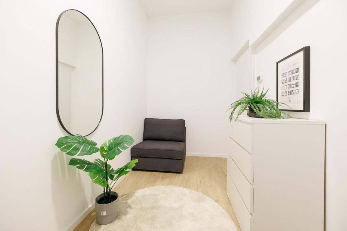 Central City Style Rooms By Home2 Wina Bagian luar foto